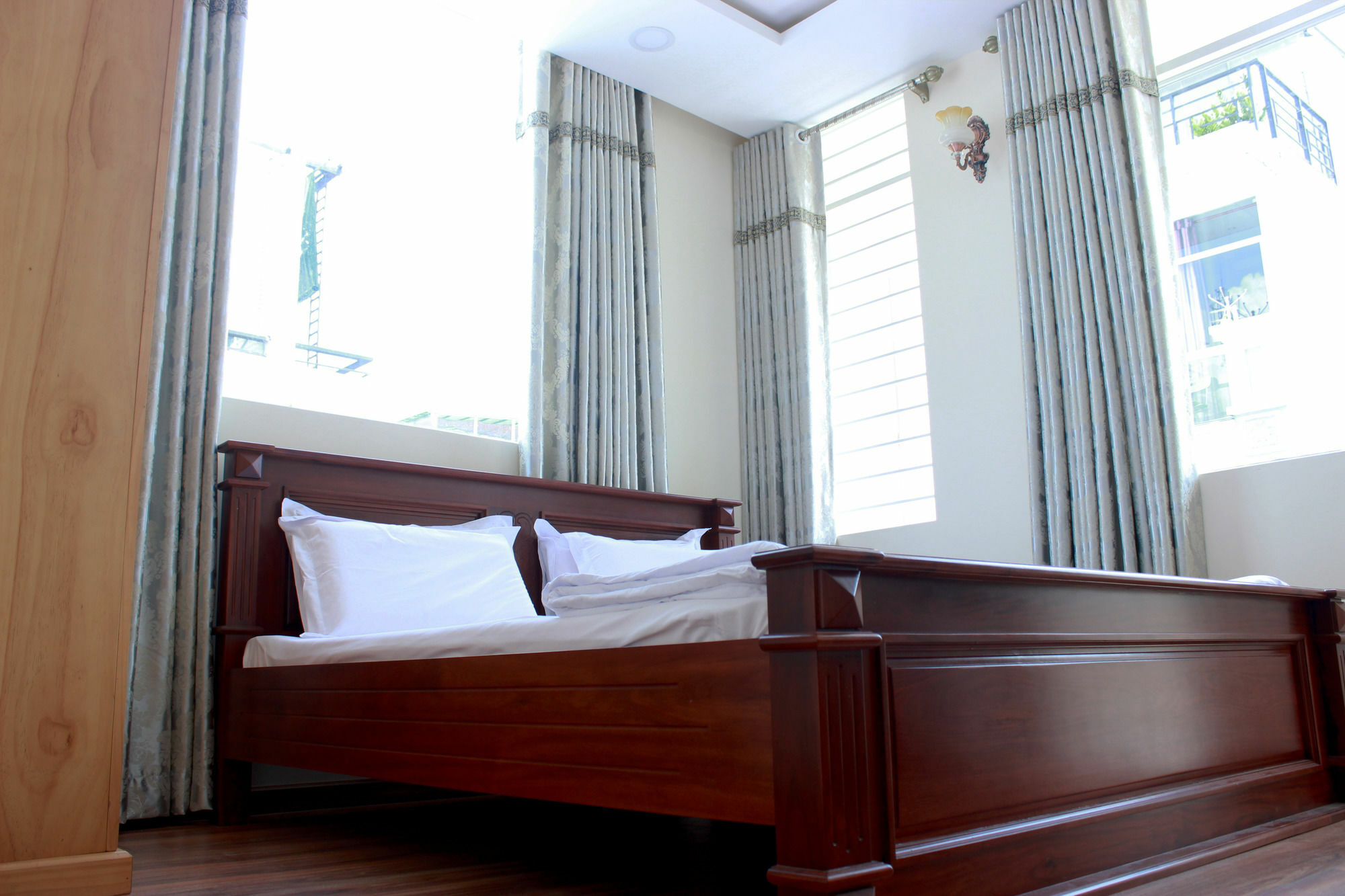 Sunny Guest House Хошимін Екстер'єр фото