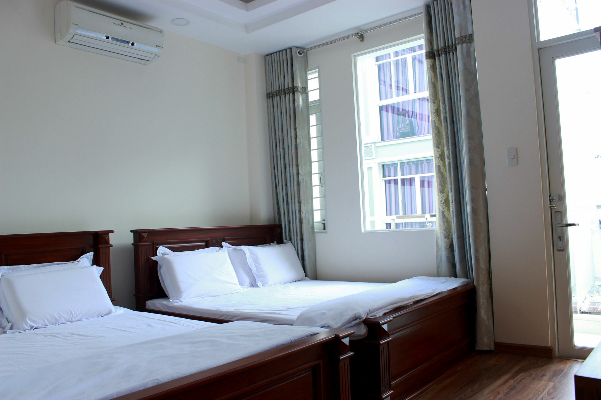 Sunny Guest House Хошимін Екстер'єр фото